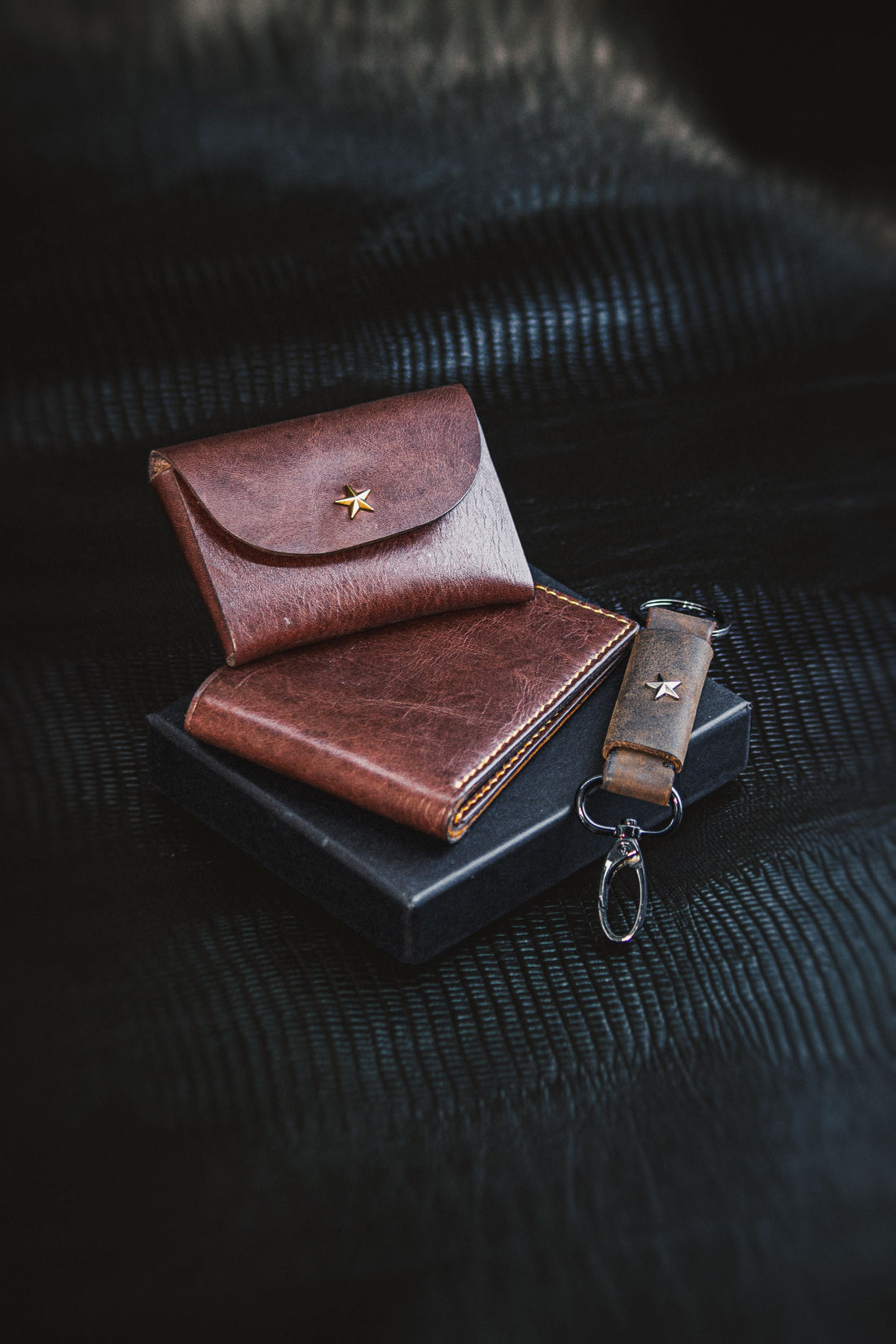 Handcrafted Leather Wallet & Keychain Gift Set for Men | FA LUXE