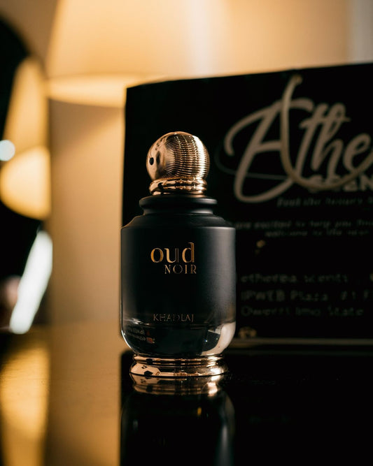 عود نوار من خڈلاج الفاخر - عطر شرقي رجالي فخم بنفحات العود الداكنة