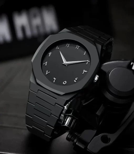 Black Aura Quartz Analog Watch for Men & Boys – Stylish & Elegant Timepiece
