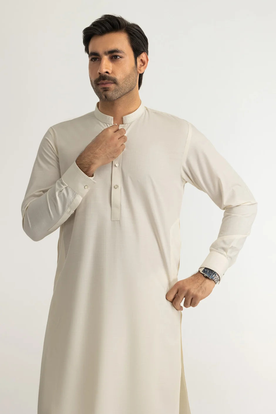 How to Style Regular Fit Embroidered Suits for Every Celebration